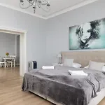 Stylish With River View And Desk For Remote Work In By Renters * Estetino