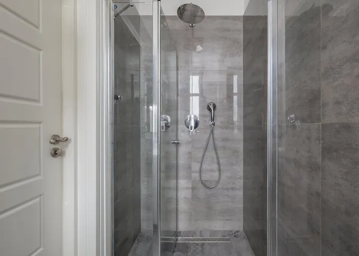 Stylish With River View And Desk For Remote Work In By Renters * Szczecin