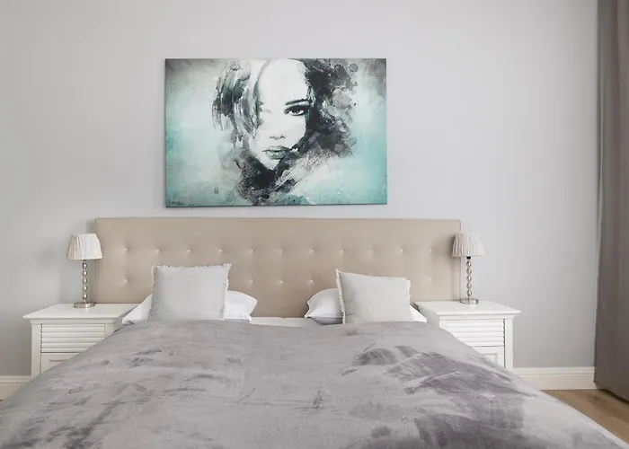 Stylish With River View And Desk For Remote Work In By Renters Szczecin