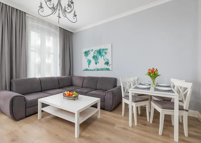 Appartement Stylish With River View And Desk For Remote Work In By Renters *